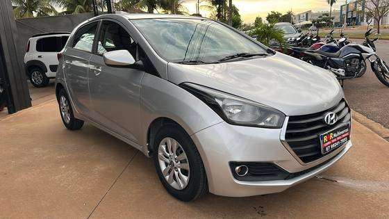 HYUNDAI HB20 1.0 COMFORT 12V FLEX 4P MANUAL HYUNDAI HB20 1.0 COMFORT 12V FLEX 4P MANUAL